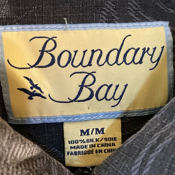 Boundary Bay Wood Button Down Silk Blue Texture Top SZ Medium - Picture 6 of 6